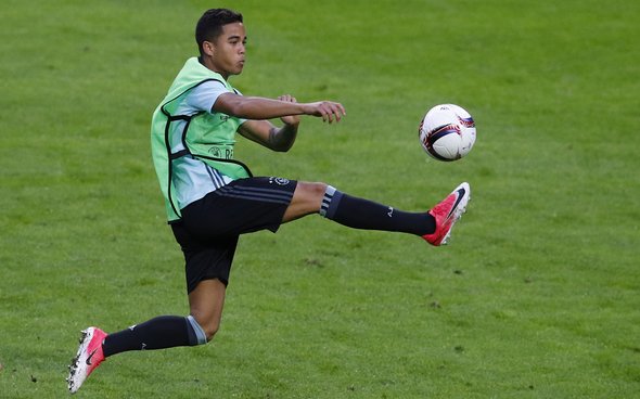 Image for Fulham: Jack Collins shocked by twist in Justin Kluivert deal