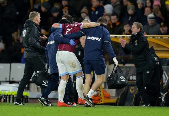 Arnautovic could be out until March in heavy West Ham blow