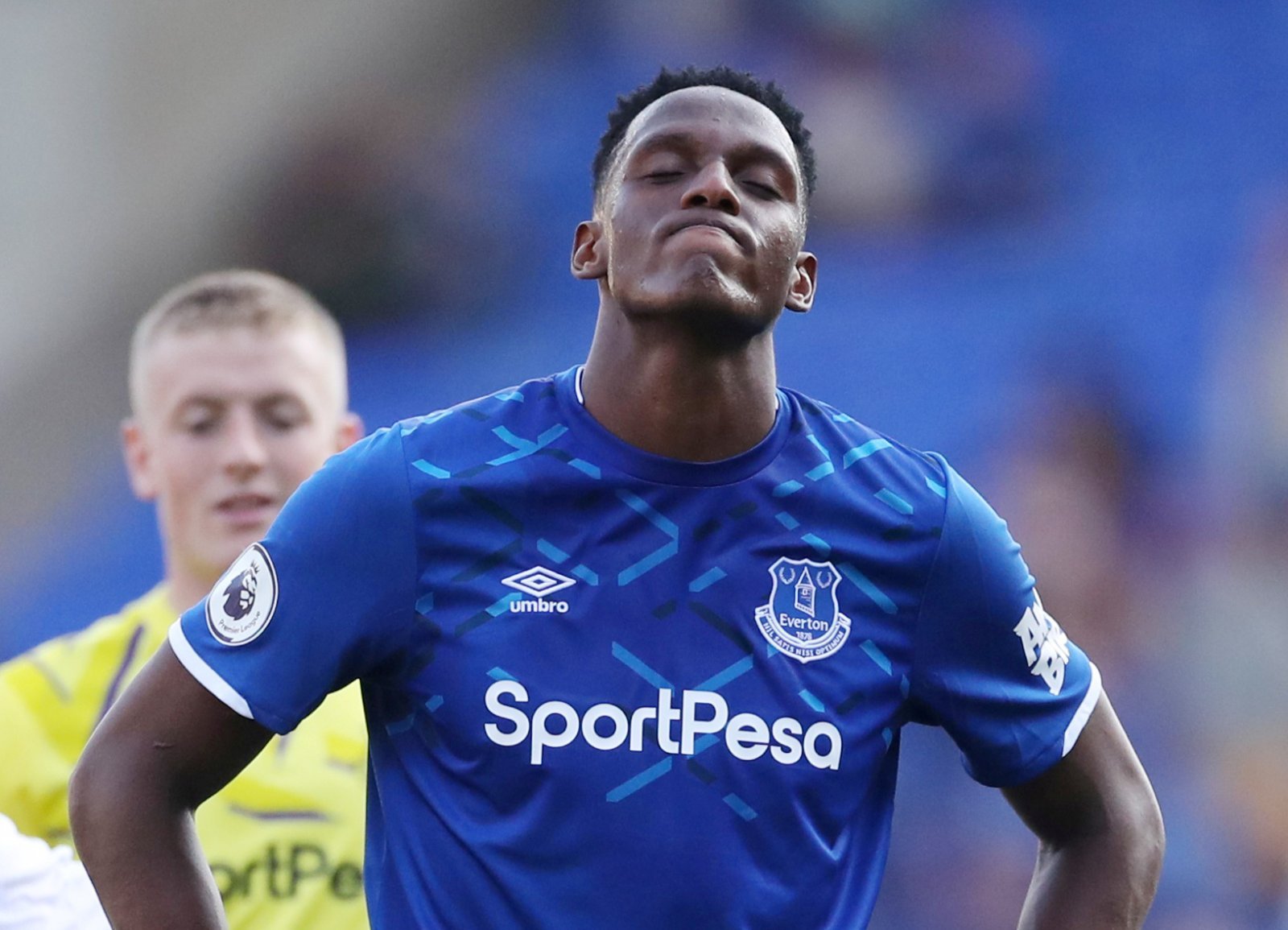 Everton's Yerry Mina looks dejected after the Sheffield United match