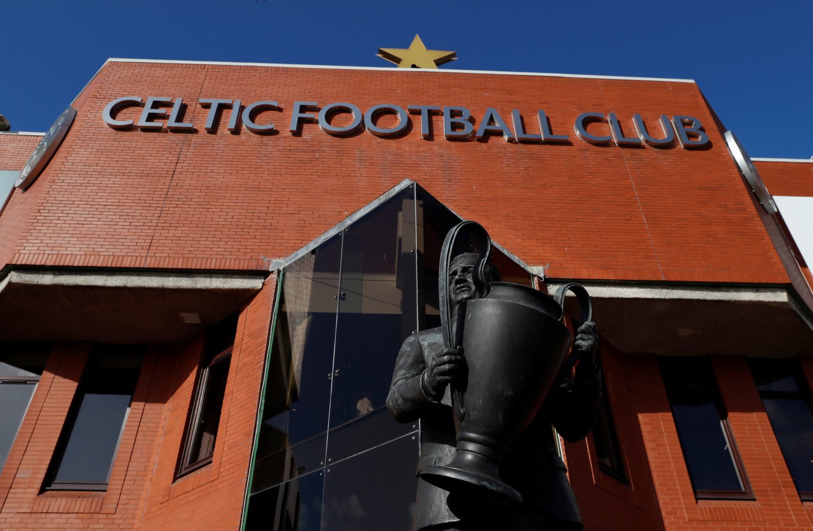 'Horrendous', 'We're genuinely cursed' - Many Celtic fans fume as update emerges