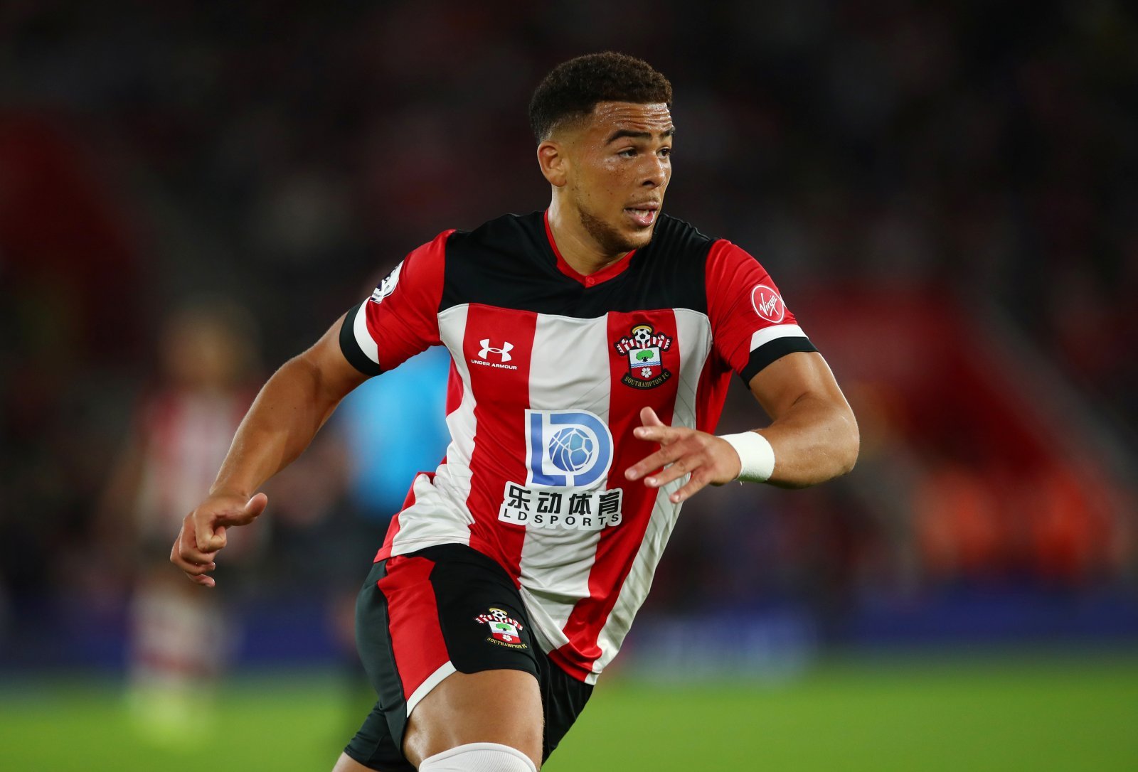 Looks gutted', 'Looks miserable' - Che Adams image has many Southampton fans cracking jokes | thisisfutbol.com