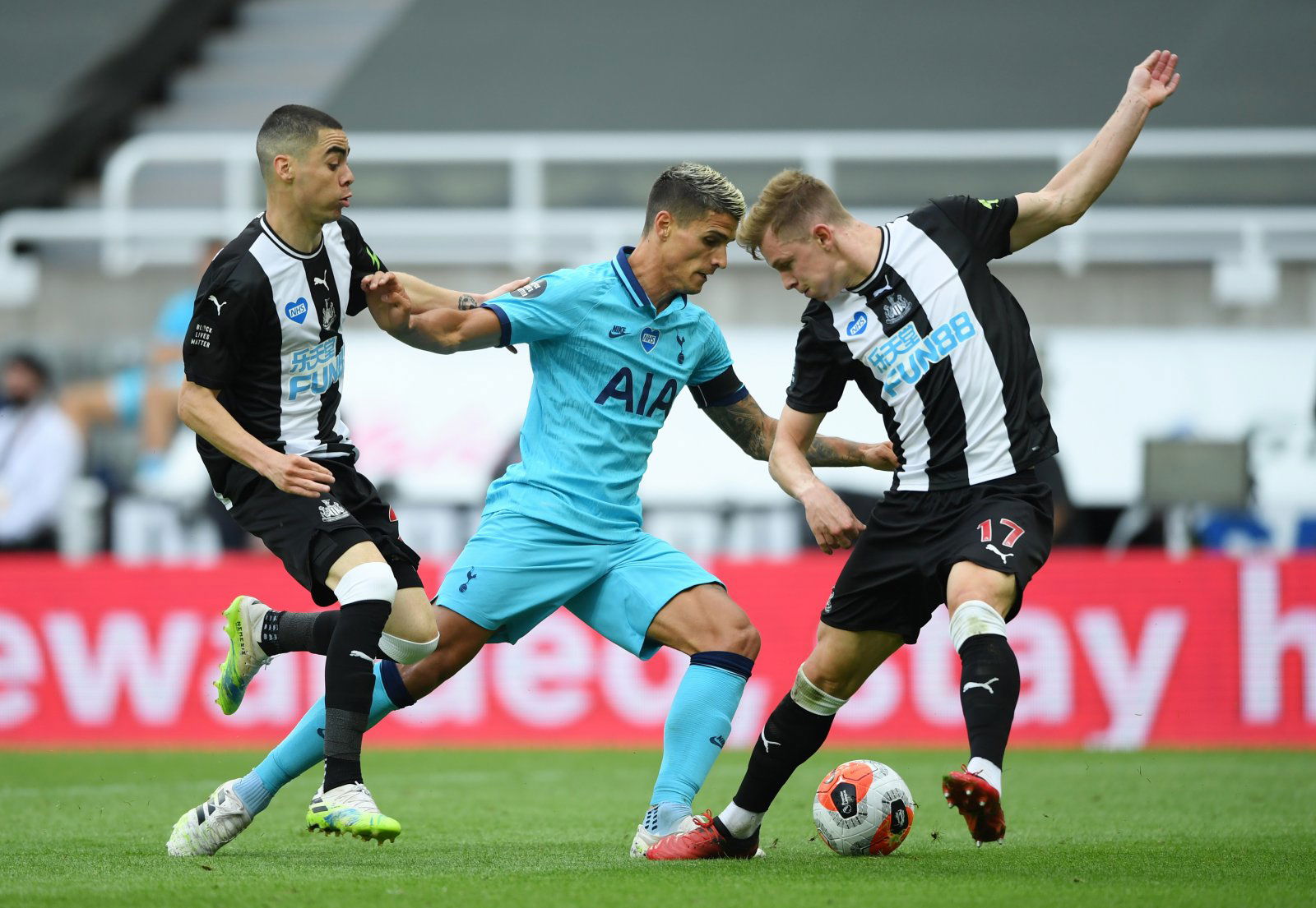 Ньюкасл тоттенхэм прогноз. Тоттенхэм vs Ньюкасл Юнайтед - АПЛ. Tottenham Nyukasl. Tottenham vs Newcastle. Тоттенхэм Ньюкасл Юнайтед прямая трансляция