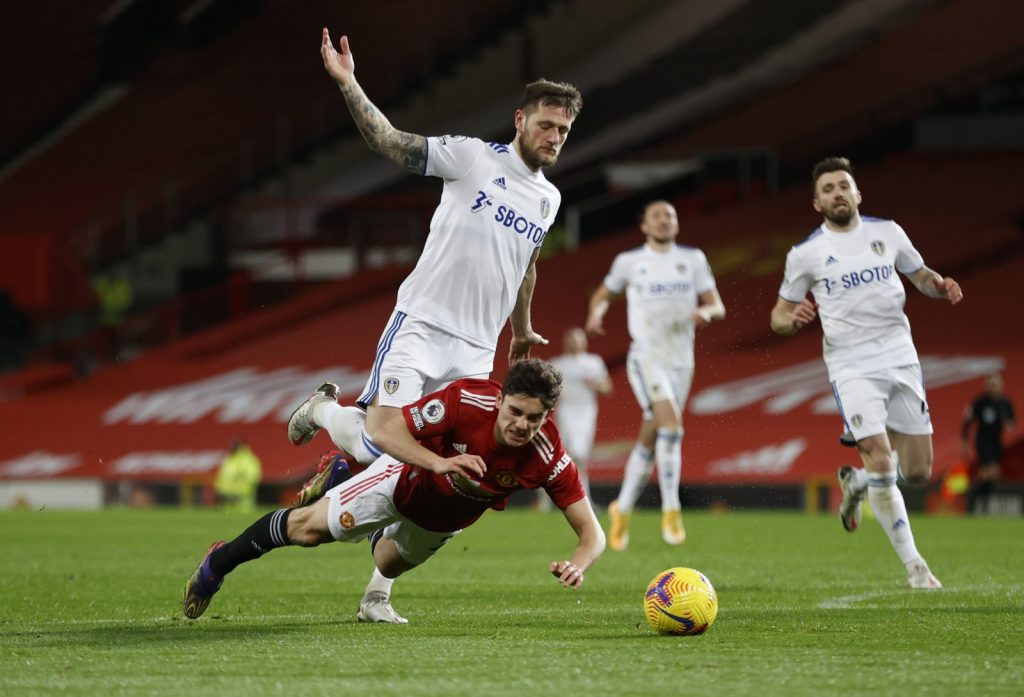 'Get him out of this team', 'Awful' - Loads of Leeds fans unleash at 'worrying' £6.3m-rated star 'Get him out of this team', 'Awful' - Loads of Leeds fans unleash at 'worrying' £6.3m-rated star