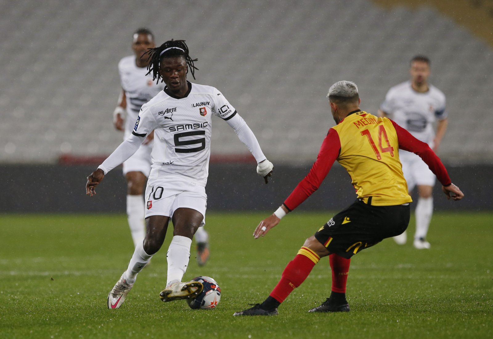 Manchester United: Fabrizio Romano offers latest update on Camavinga’s future