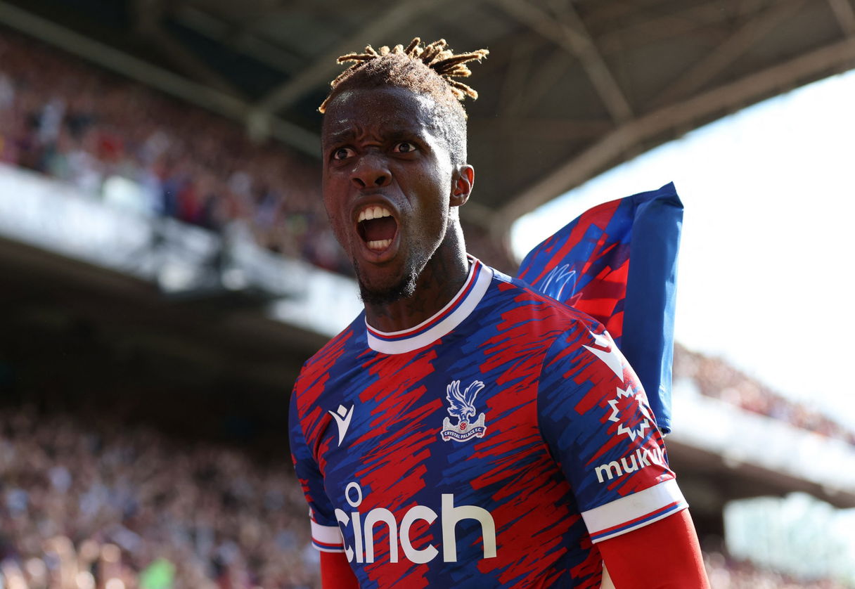 Crystal Palace make record Wilfried Zaha contract offer in last-ditch move  to stop summer exit