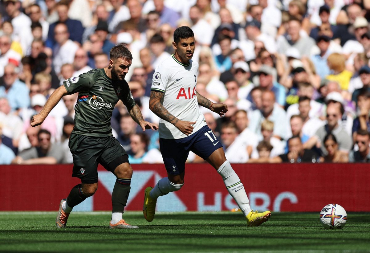 Tottenham players return to Hotspur Way