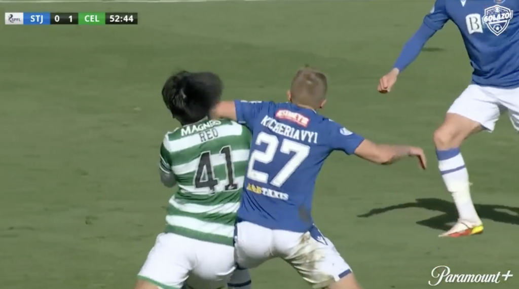 Reo Hatate elbowed in Celtic game