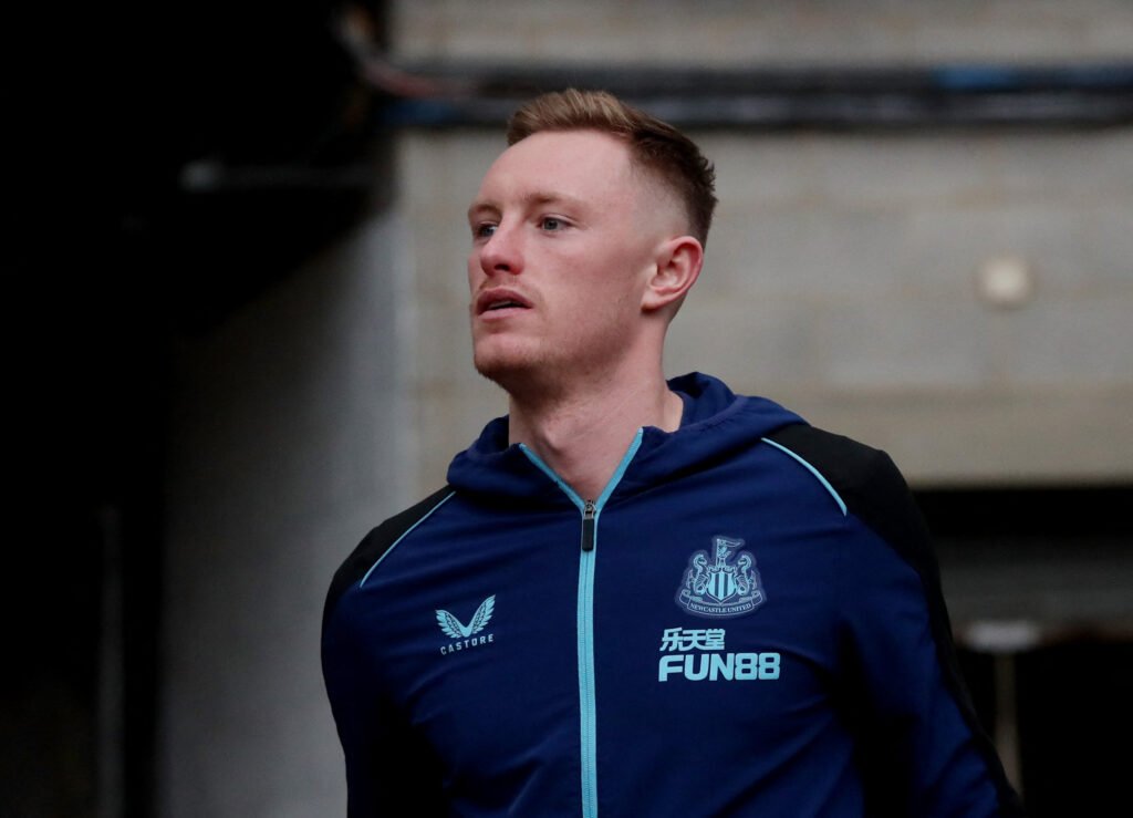 Newcastle United's Sean Longstaff arrives at the stadium before the match